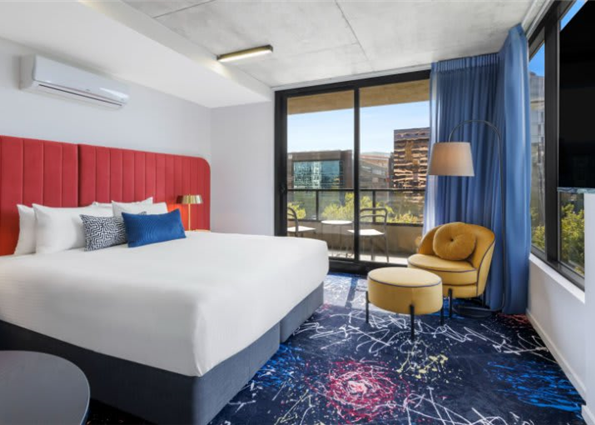 Studio Deluxe Bedroom
